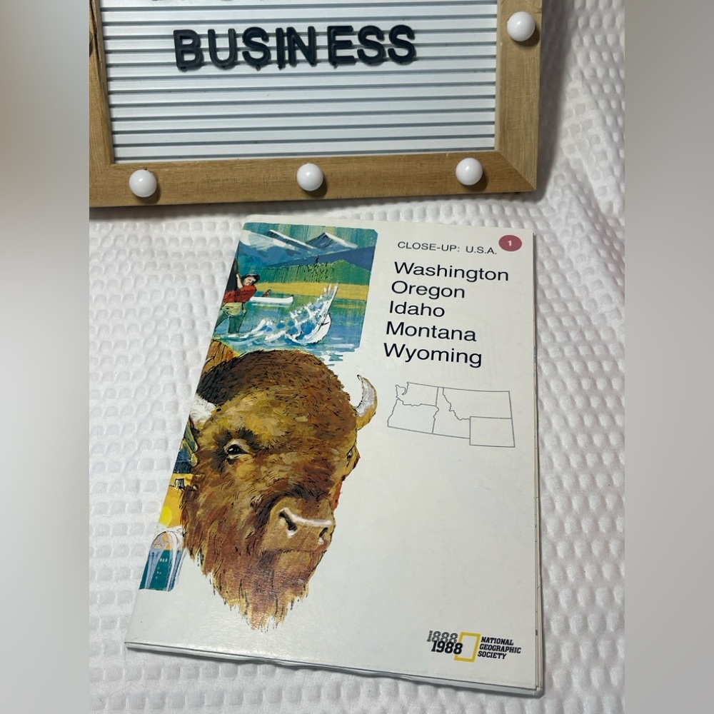 Vintage Close-Up WA OR ID MT National Geographic Map Making America